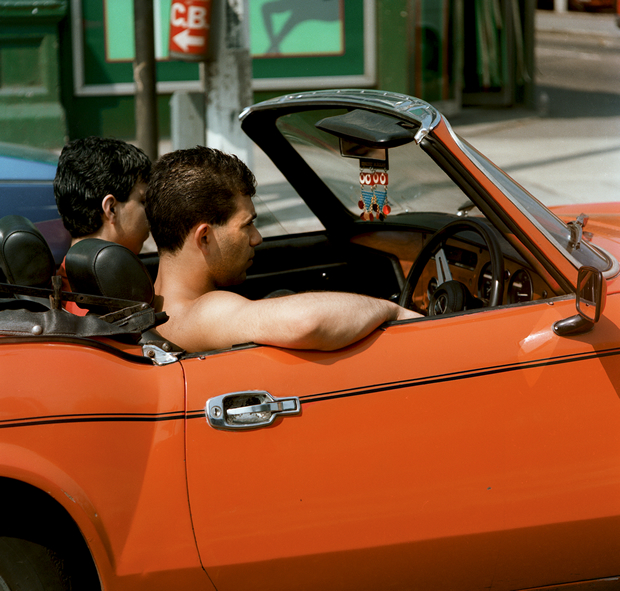 Commuting to work in 1980s London